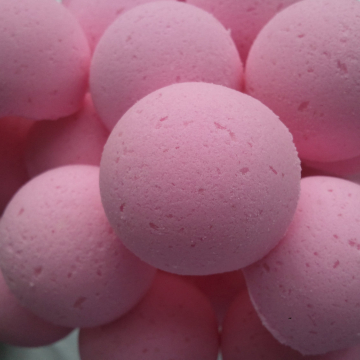 14 bath bombs in Plumeria fragrance, gift bag bath fizzies, great for dry skin, shea, cocoa, 7 ultra rich oils