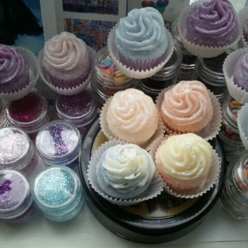 10 Glitter Gel aloe vera gel 1/4 oz (you select scent and color)