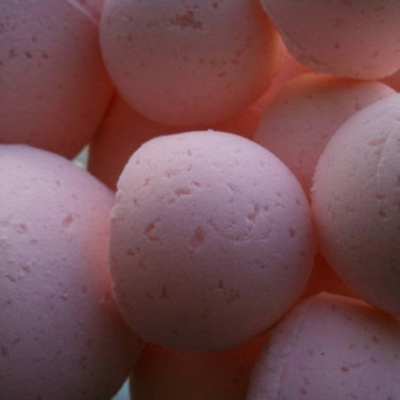 14 bath bombs  in Juicy Watermelon, gift bag bath fizzies, great for dry skin, shea, cocoa, 7 ultra rich oils