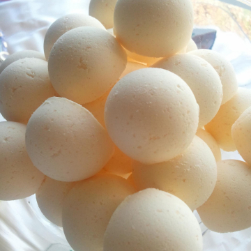 14 bath bombs in Honey Almond fragrance gift bag bath fizzies, ultra moisturizing for a luxurious bath