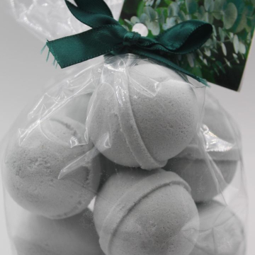 14 bath bombs in Eucalyptus & Spearmint fragrance, gift bag bath fizzies, great for dry skin, shea, cocoa, 7 ultra rich oils