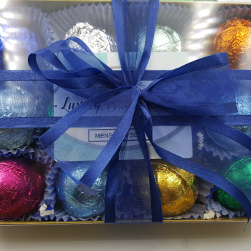 Gift Set for Him with 12 foil wrapped 2.5 oz bath bombs, great for dry skin, Manly Scents